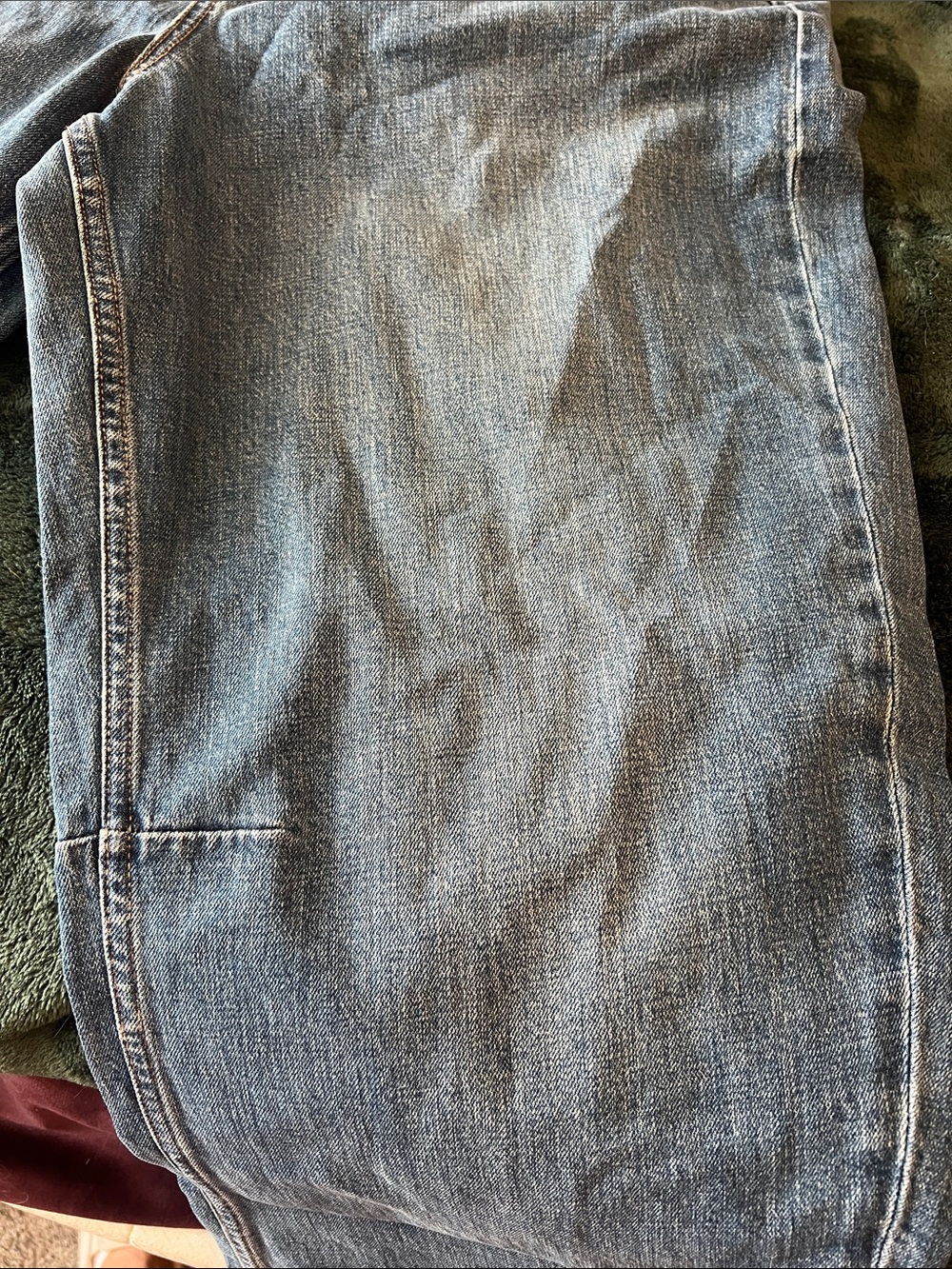 Old Navy petite high rise barrel leg Jeans - Picture 14 of 16